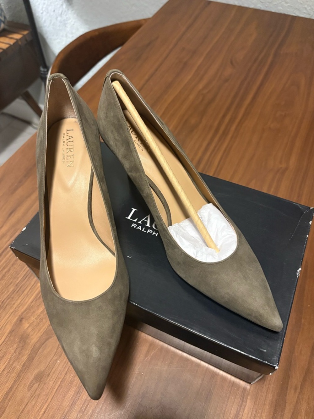 Lauren Ralph Lauren Olive Green Suede Pointed-Toe Pumps - Picture 2 of 7